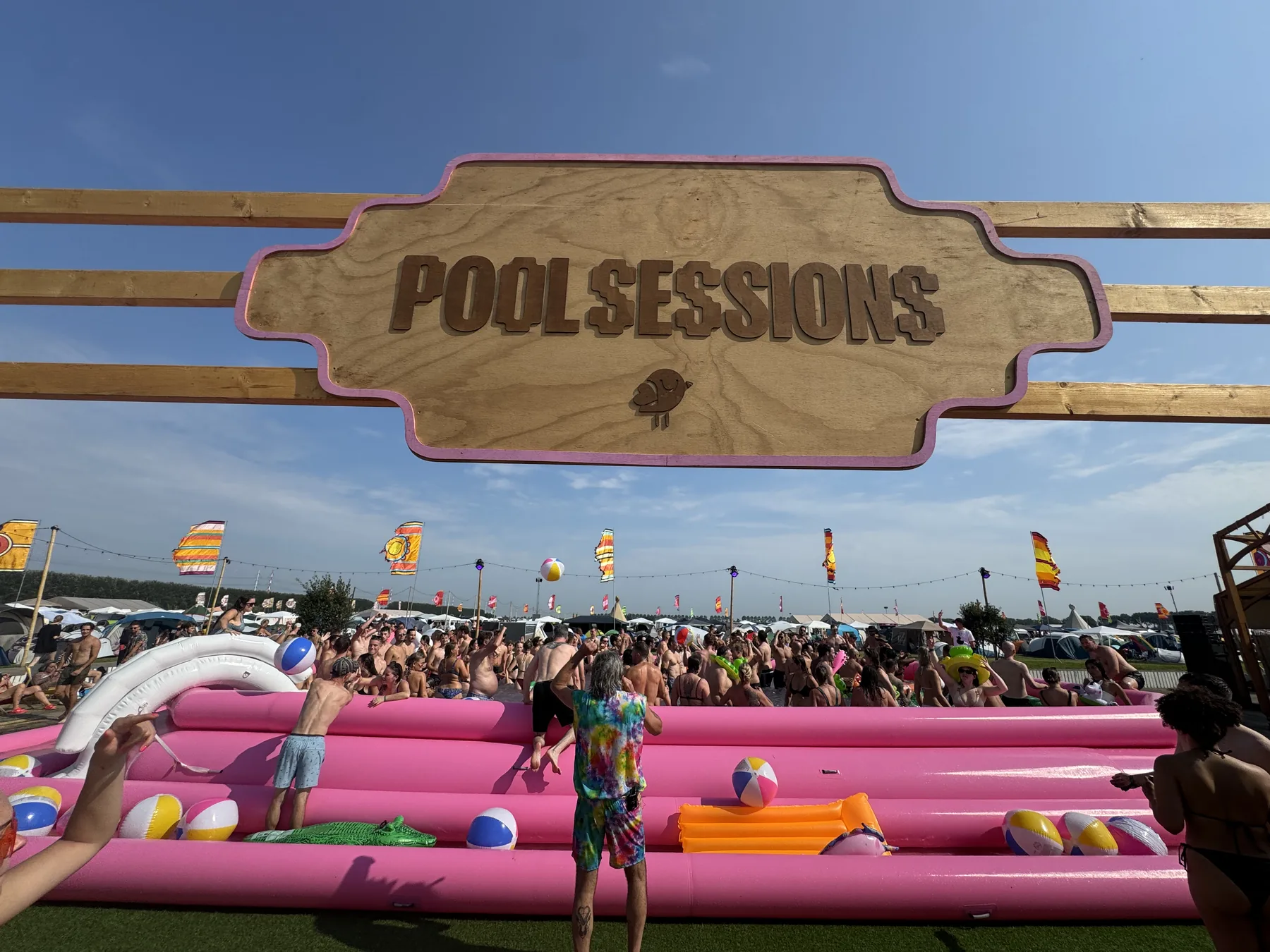 Pool Sessions XXL zwembad festival camping